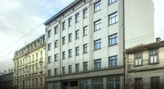 Ziedoņdārza Rezidence, Centrs